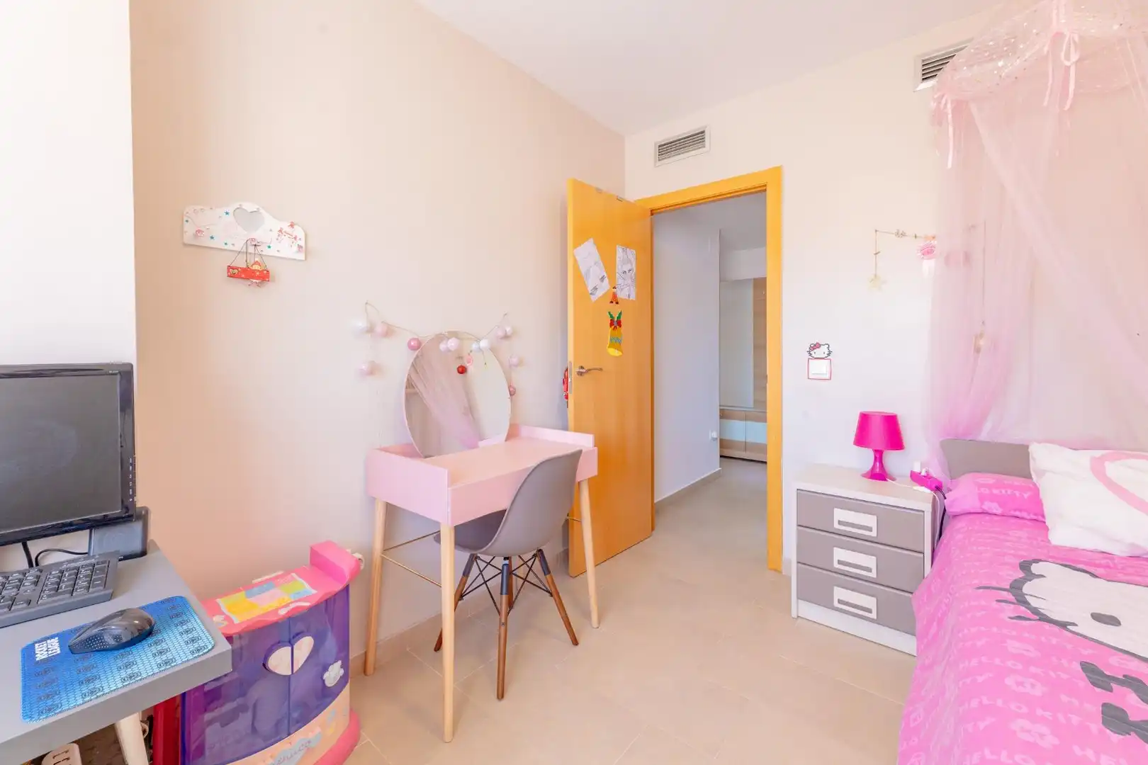 Habitación de Piso de alquiler en Catarroja con Aire acondicionado, Calefacción y Amueblado