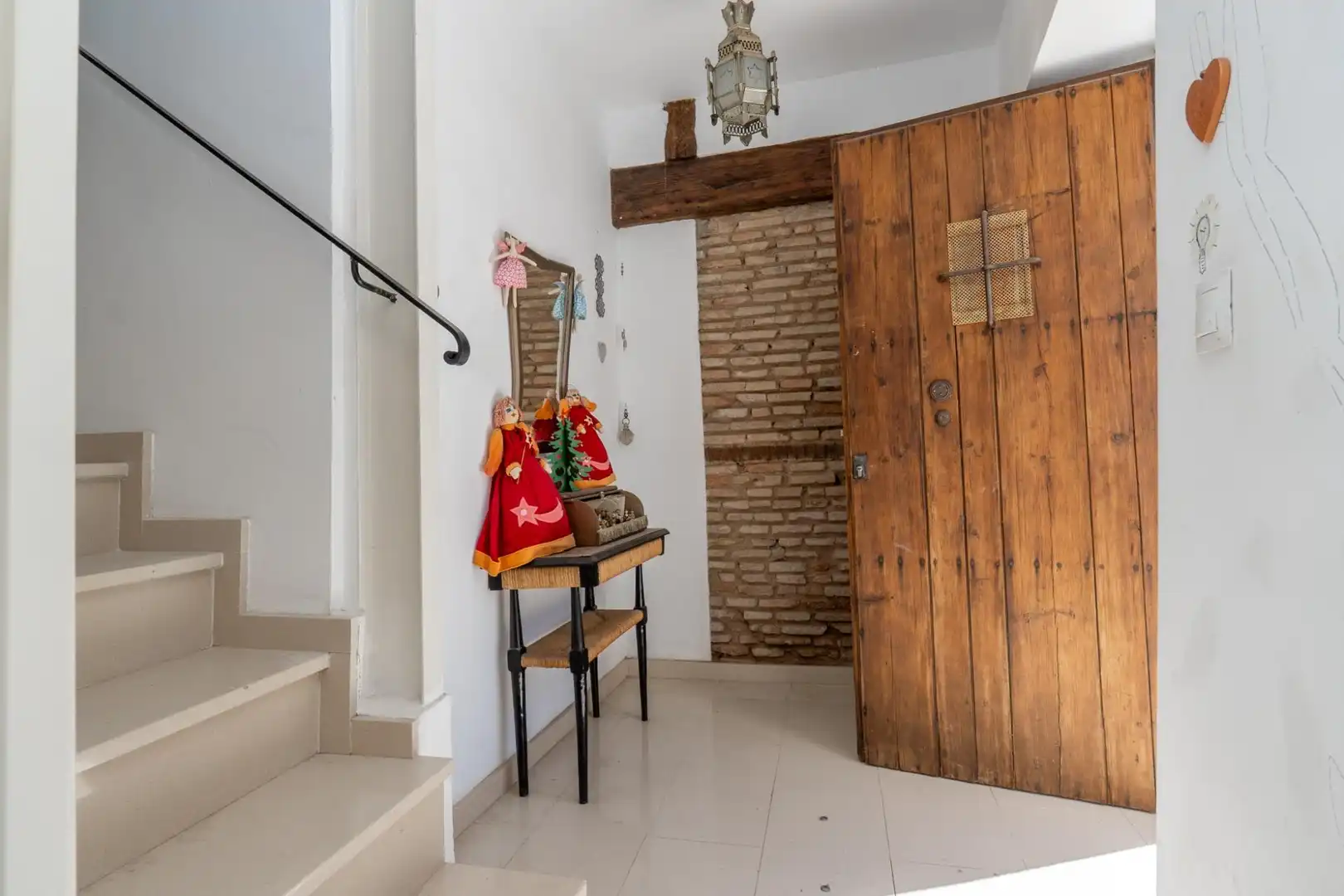 Houses for sale in Granada  with Air Conditioner, Terrace and Furnished