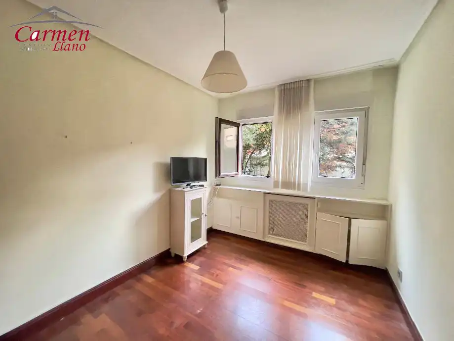 Habitación de Piso en venta en Getxo  con Calefacción y Trastero