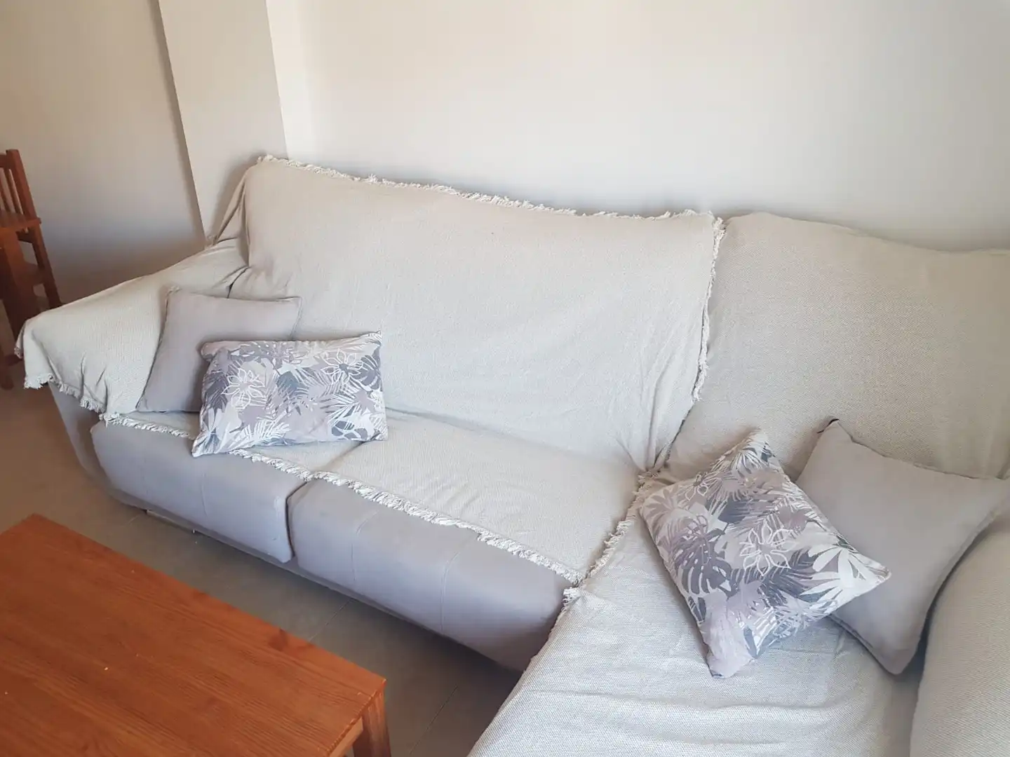 Living room of Flat for rent in Roquetas de Mar  with Heating, Terrace and Furnished