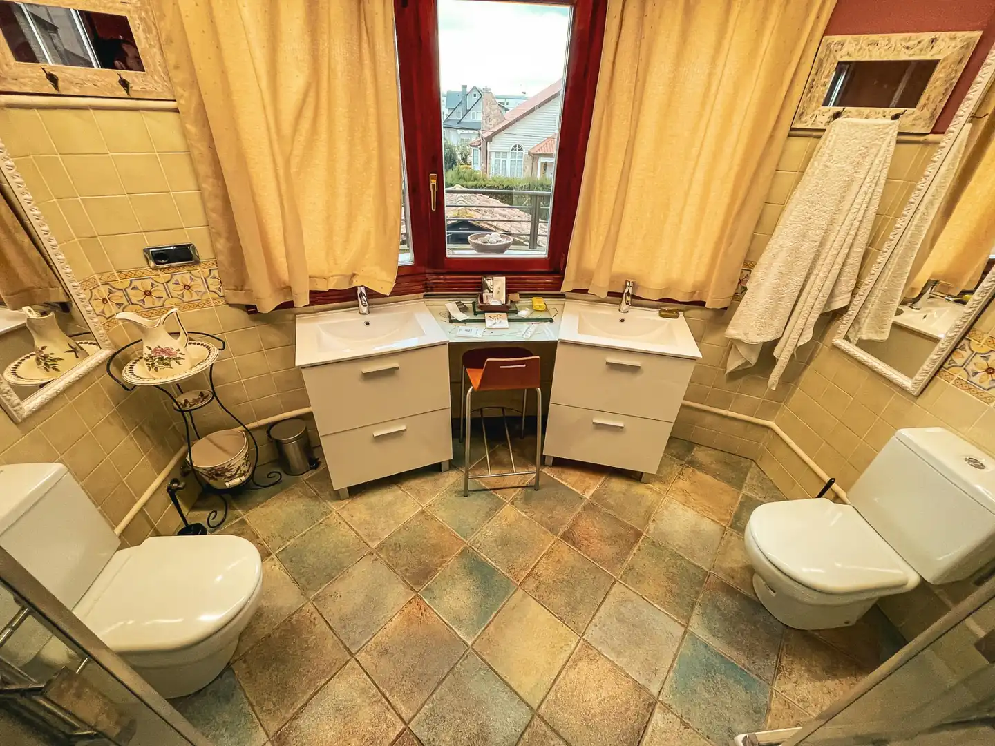 Bathroom of Houses for sale in Lardero  with Air Conditioner, Heating and Private garden