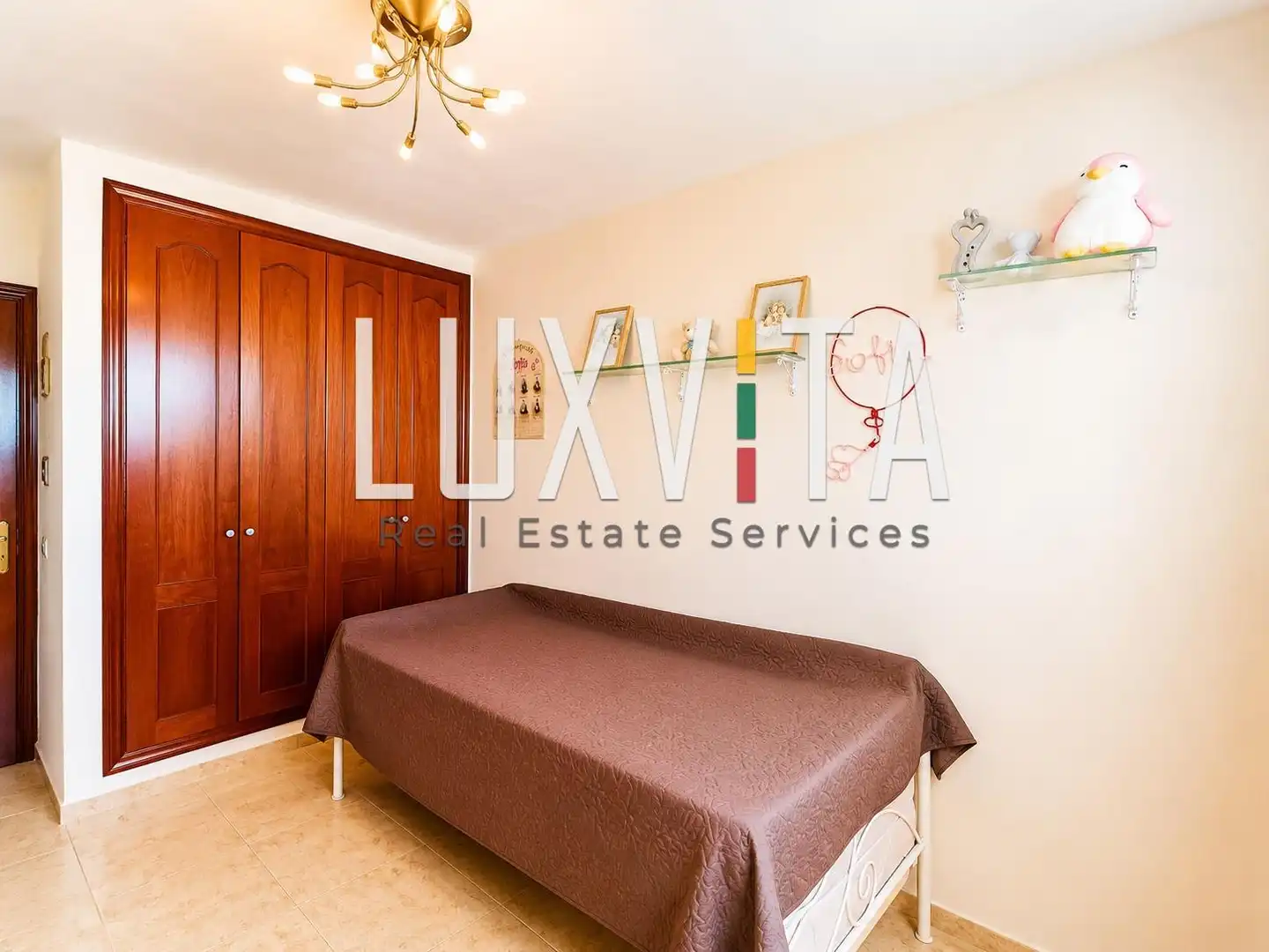 Apartments for sale in Arona  with Air Conditioner, Storage room and Furnished