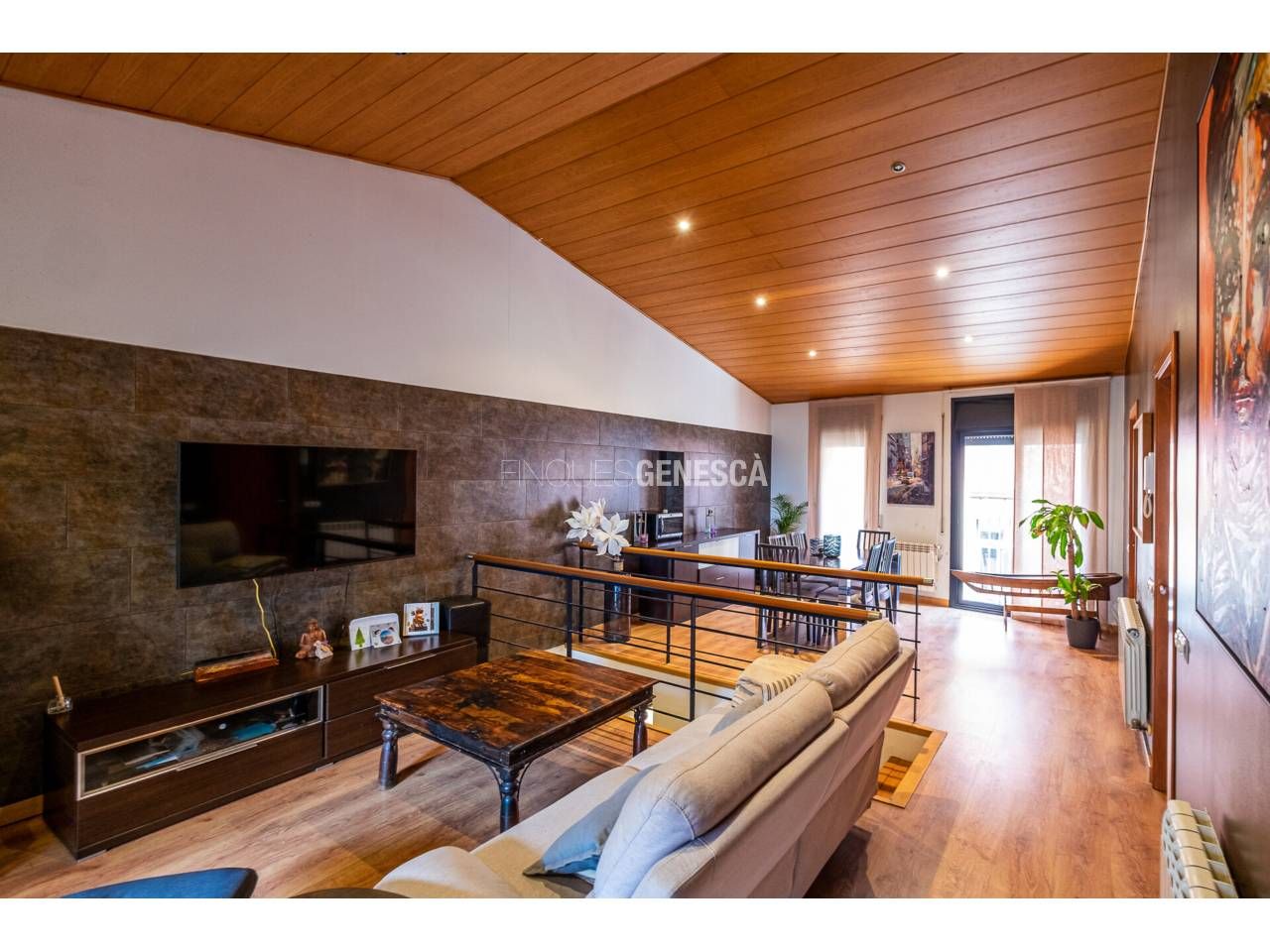 Sala d'estar de Pis en venda en Matadepera amb Calefacció, Parquet i Terrassa