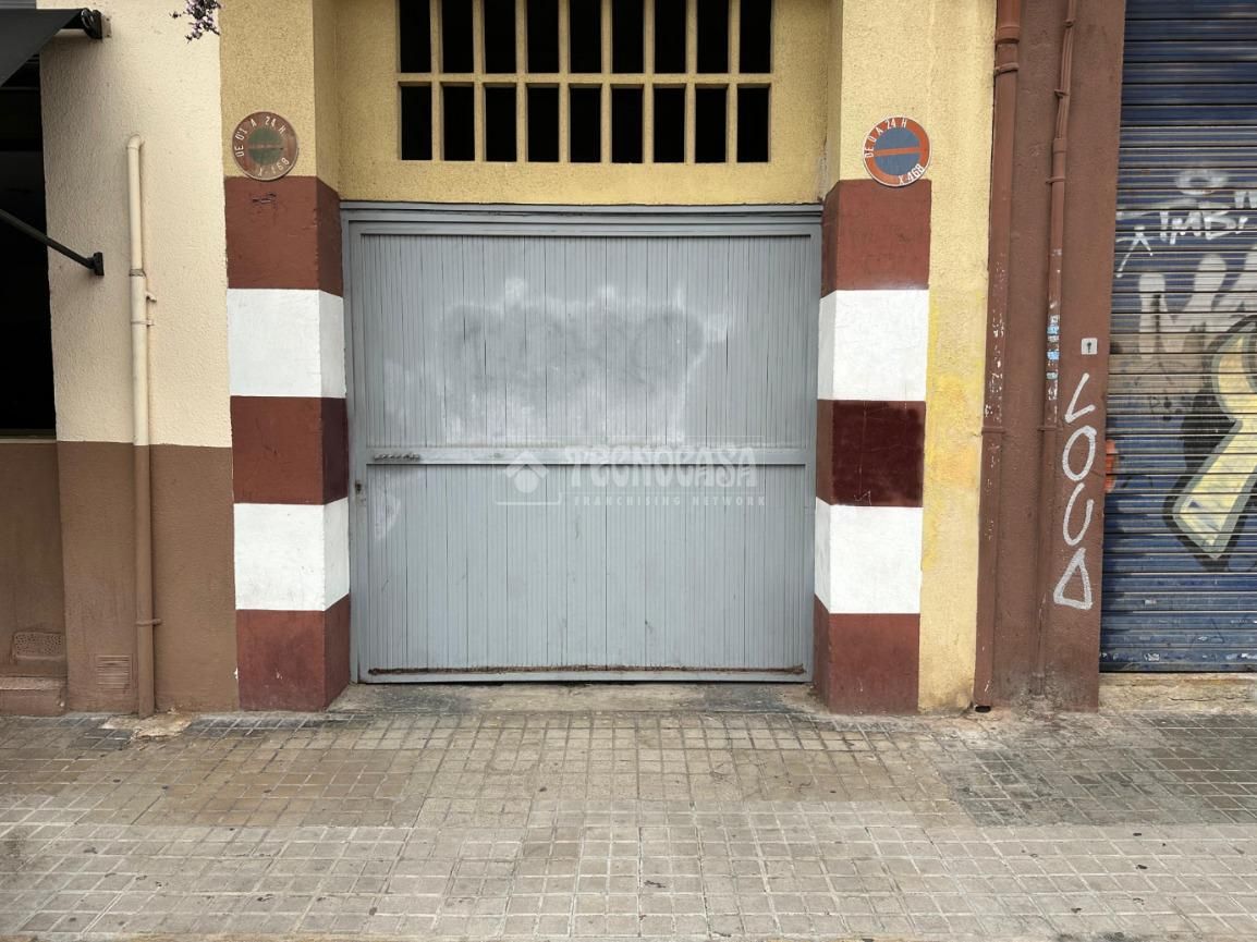 Exterior view of Garage to rent in  Valencia Capital