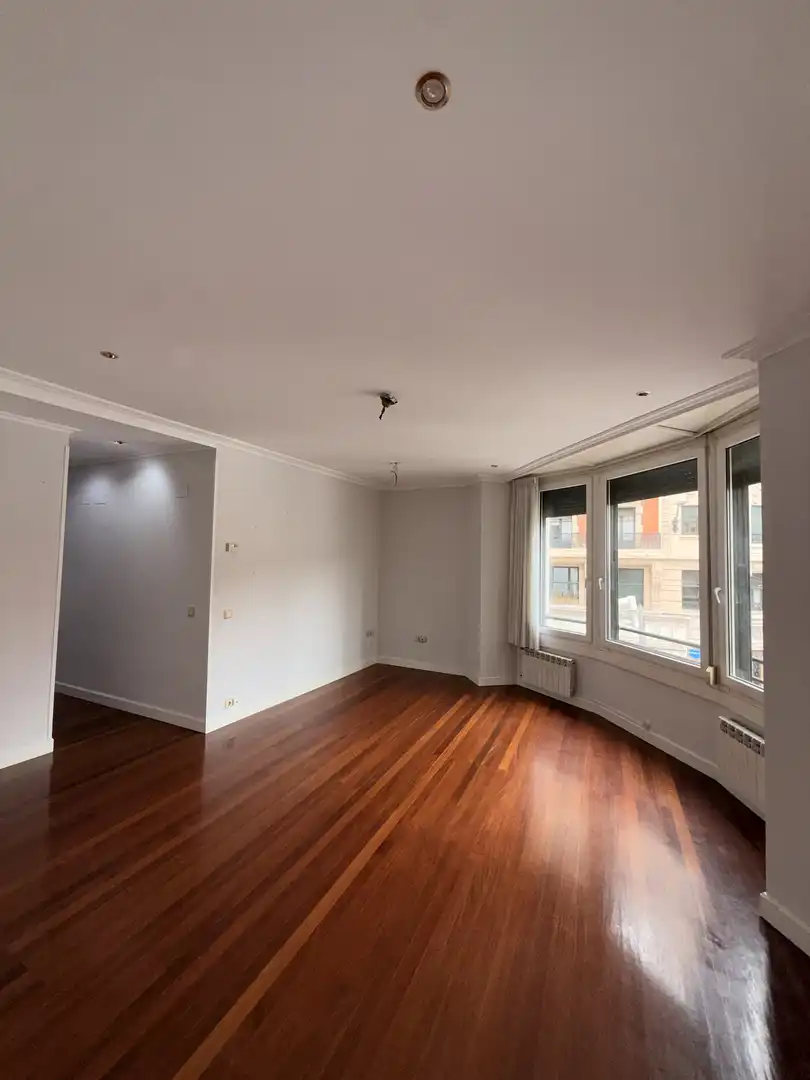 Living room of Flat for sale in Bilbao   with Balcony