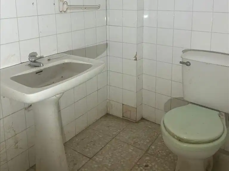 Bany de Casa o xalet en venda en Almonacid de Zorita