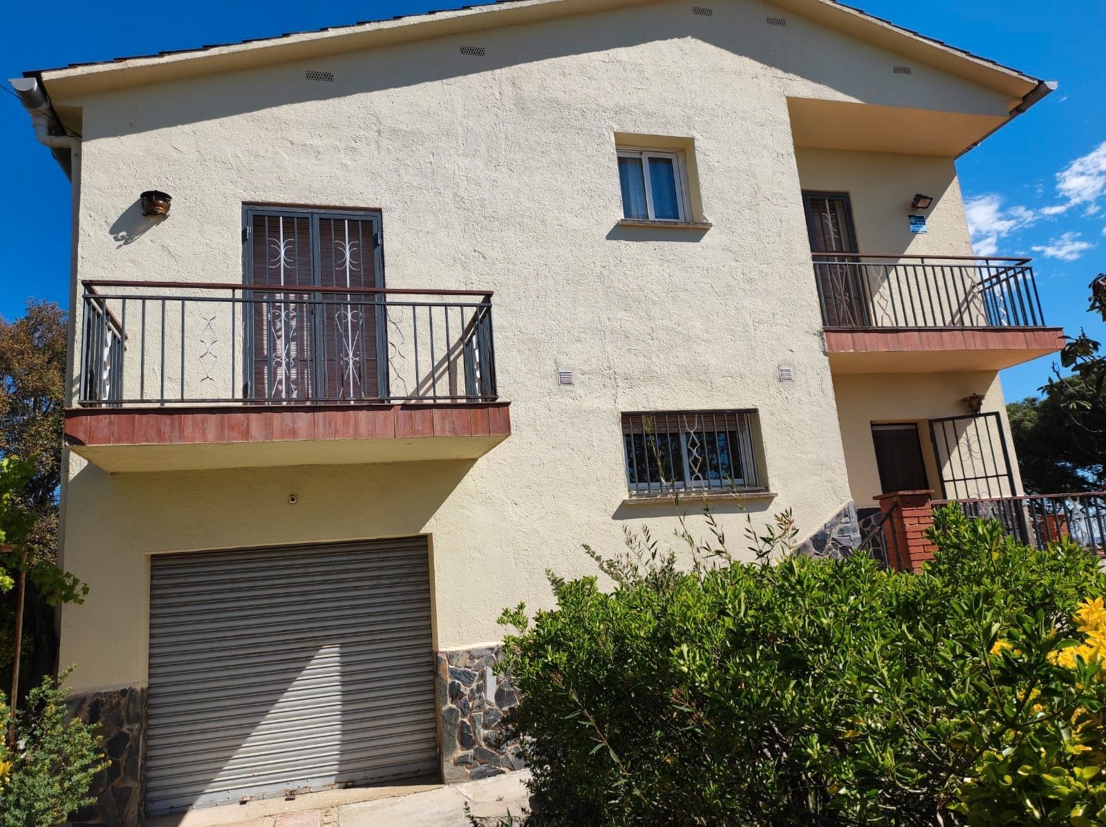Vista exterior de Casa o xalet en venda en Maçanet de la Selva amb Calefacció, Jardí privat i Terrassa