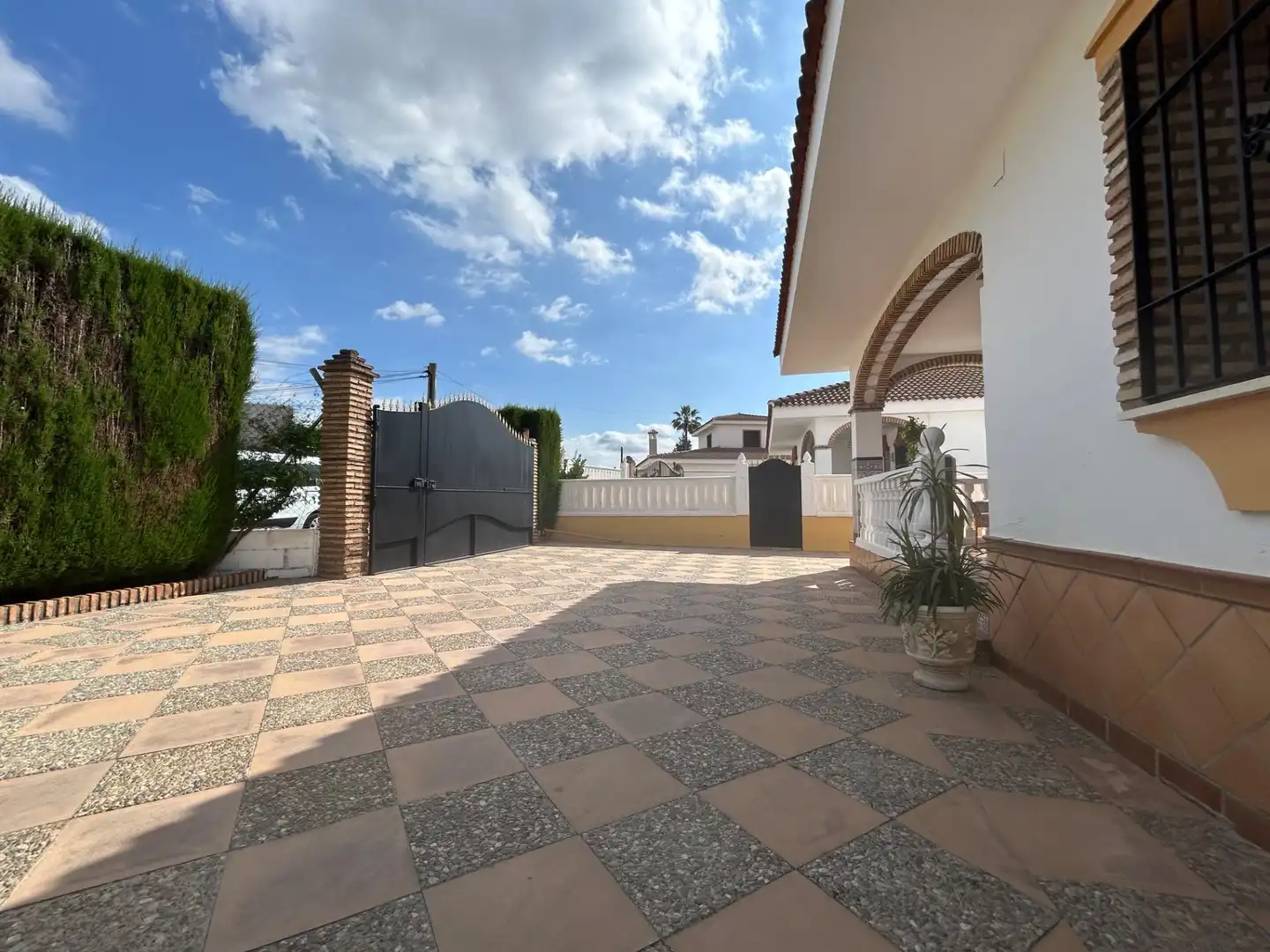 Exterior view of Houses for sale in Córdoba  with Air Conditioner, Heating and Private garden