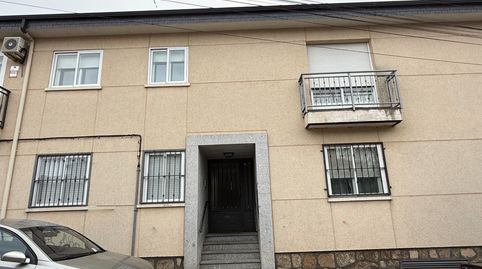 Foto 3 de Piso en venta en Calle de las Peñas del Trigo, 21, Colmenarejo, Madrid