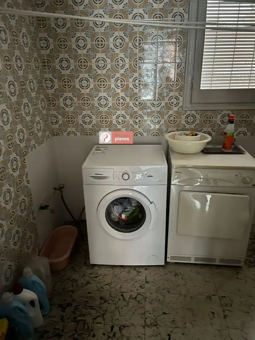Cuina de Casa o xalet en venda en Lleida amb Calefacció, Terrassa i Traster