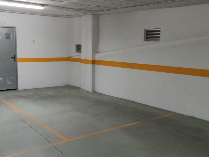 Parking of Garage to rent in Cambados