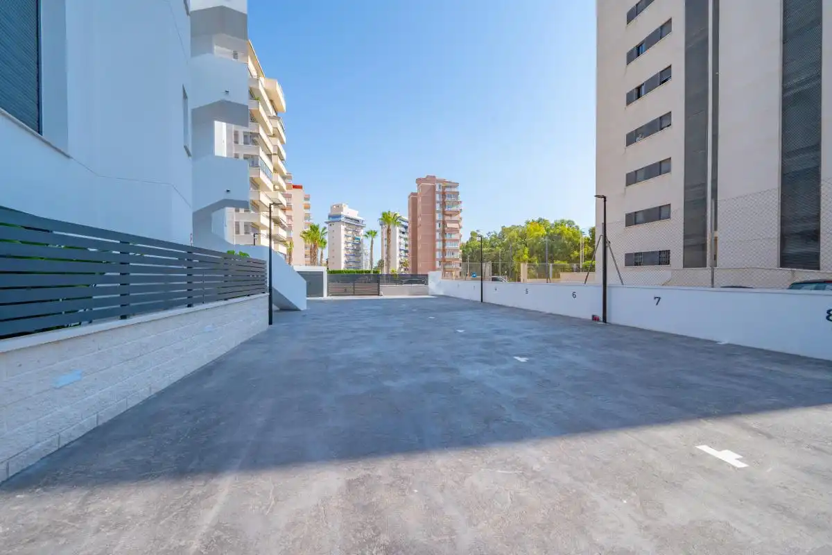 Terraza de Piso en venta en Guardamar del Segura con Aire acondicionado, Calefacción y Piscina