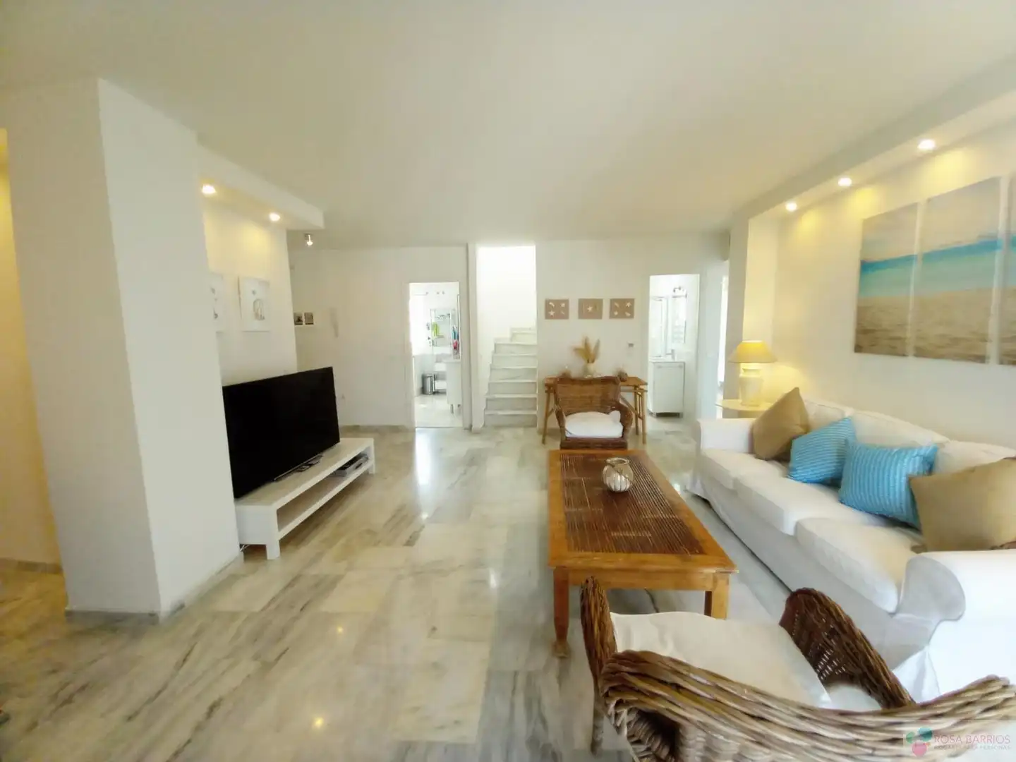 Sala d'estar de Àtic en venda en Estepona amb Terrassa i Piscina comunitària