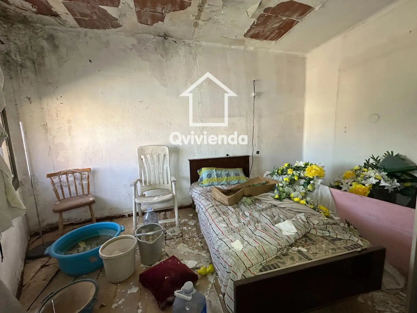 Wohnzimmer von Einfamilien-Reihenhaus zum Verkauf in Sabadell mit Terrasse