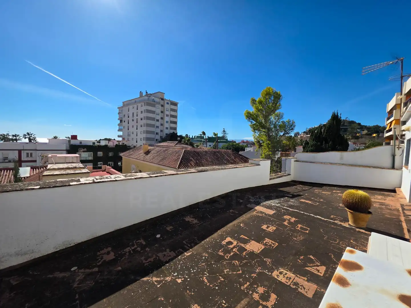 Vista exterior de Casa o xalet en venda en Málaga amb Aire condicionat, Calefacció i Terrassa