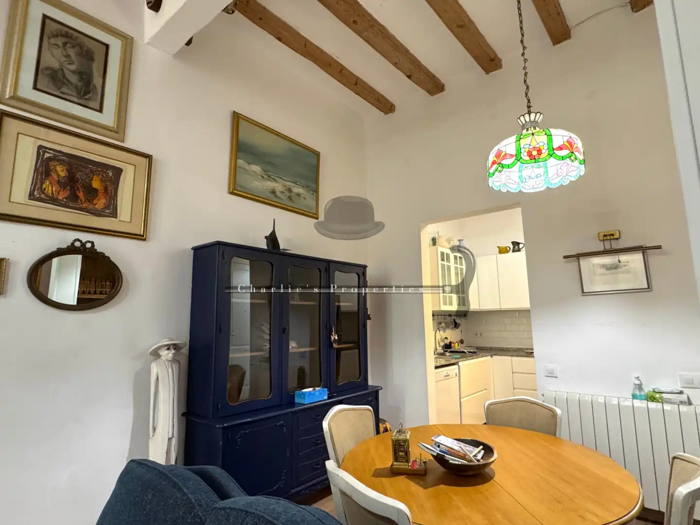 Comedor de Apartamento de alquiler en Barcelona con Aire acondicionado, Calefacción y Amueblado