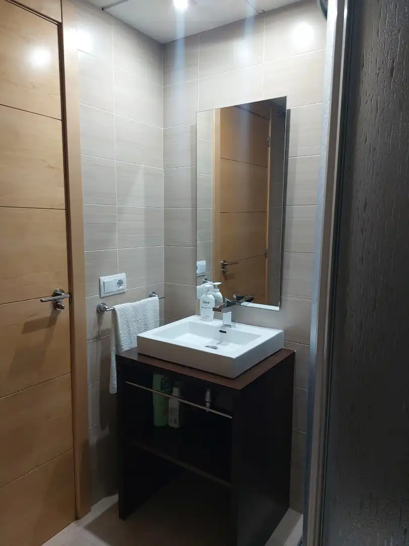 Baño de Piso en venta en Valencia con Aire acondicionado y Balcón