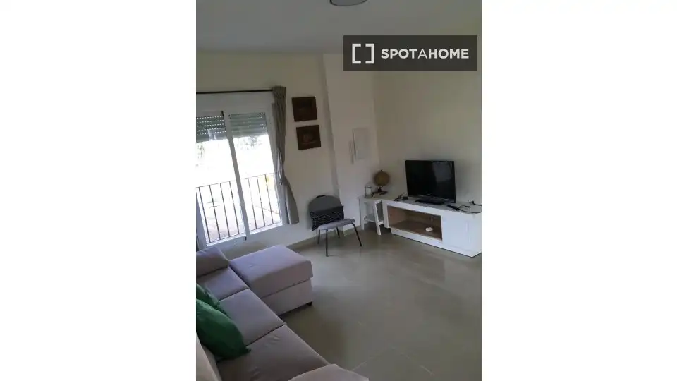 Sala d'estar de Apartament per a compartir en El Campello amb Aire condicionat, Terrassa i Moblat