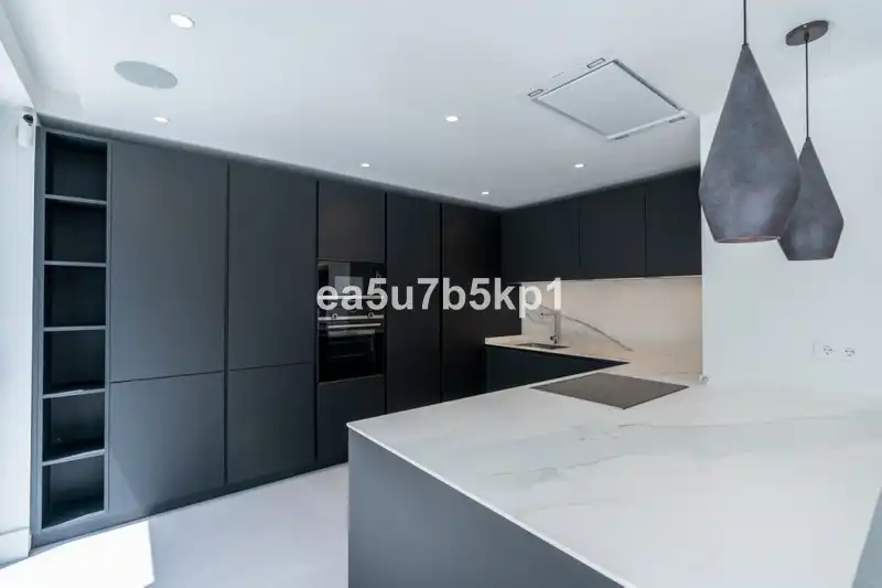 Chalet con terraza en venta en Nueva, imagen 9