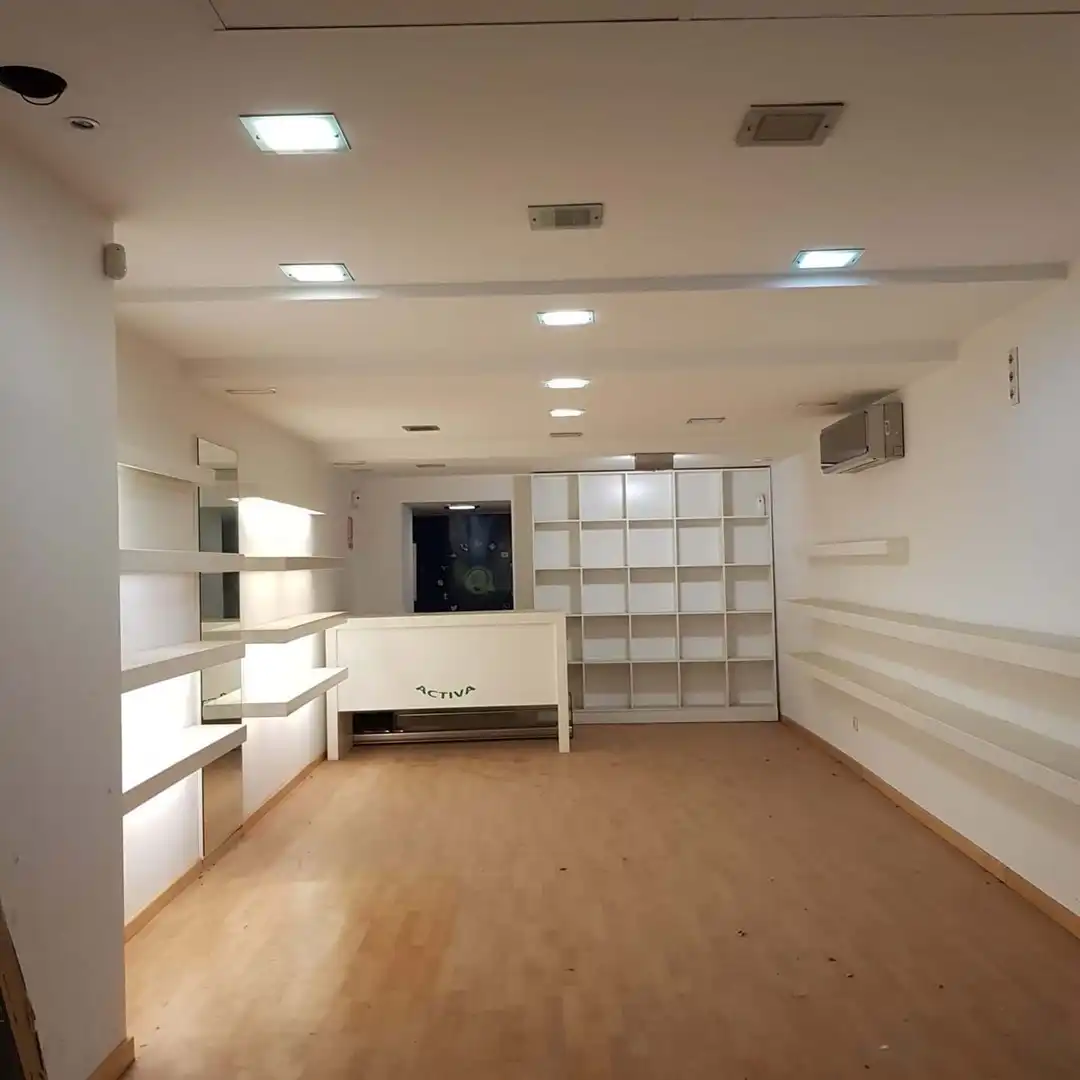 Local de alquiler en Mayor de Ramon y cajal, Orihuela ciudad