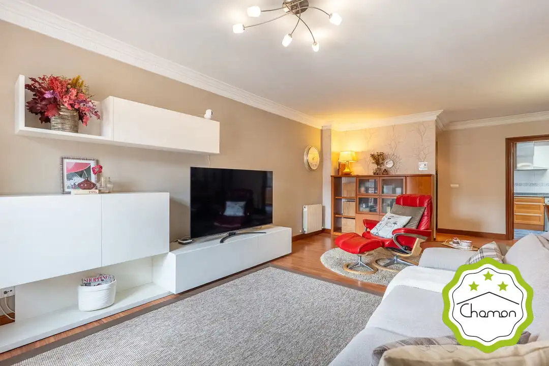 Flat for sale in Iralabarri