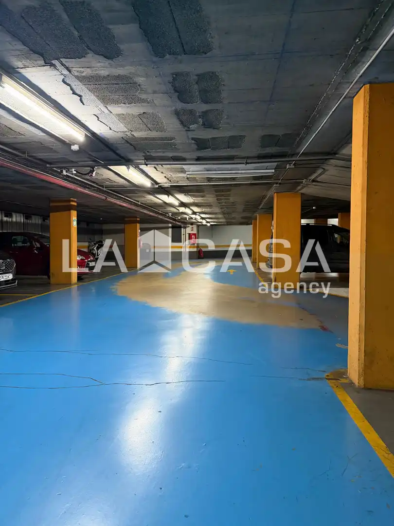 Parcheggio in vendita a Artigues - Llefià, imagen 3