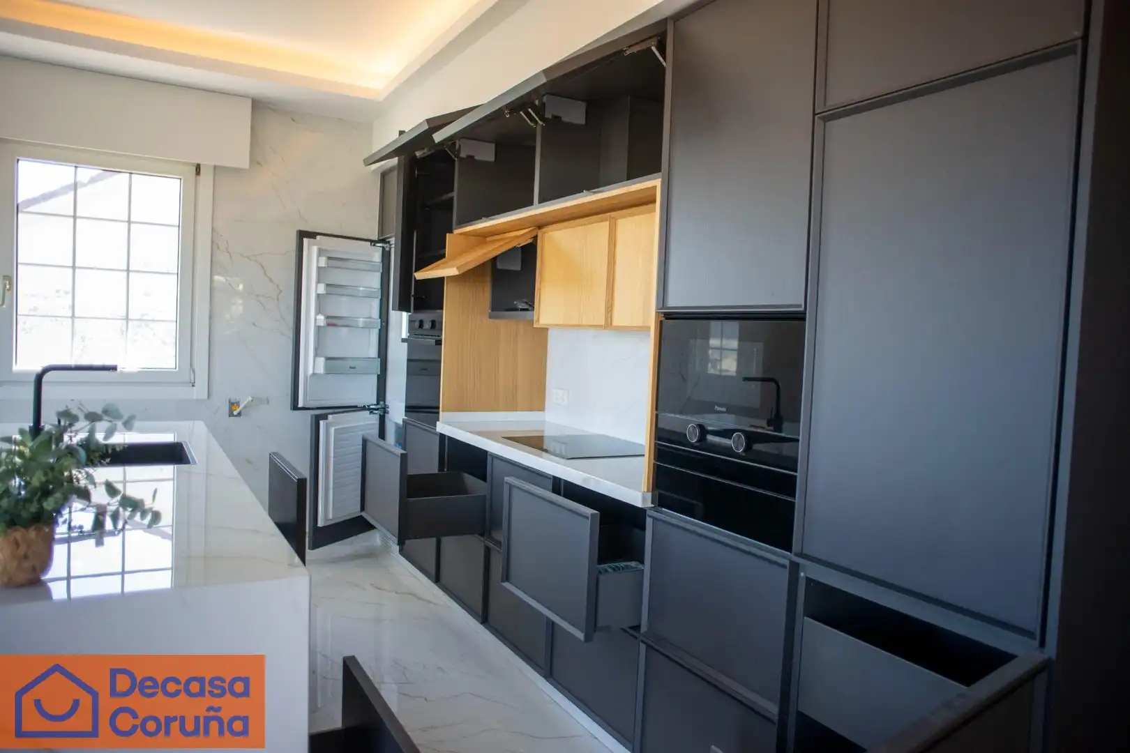Kitchen of Houses for sale in A Coruña Capital   with Heating, Private garden and Terrace
