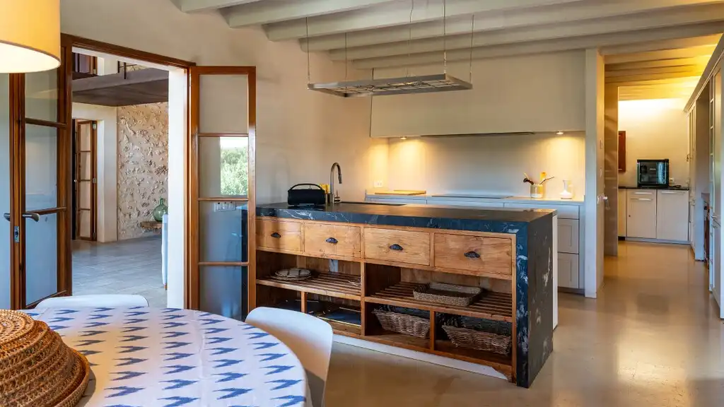 Casa rustica con piscina in vendita a Llevant, imagen 4