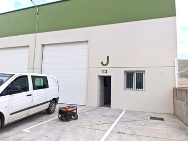 Nave industrielle à vendre à Polígono Cantabria
