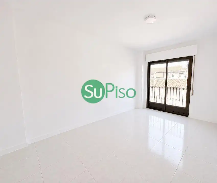 Piso en venta en Avenida Antero López, Magán