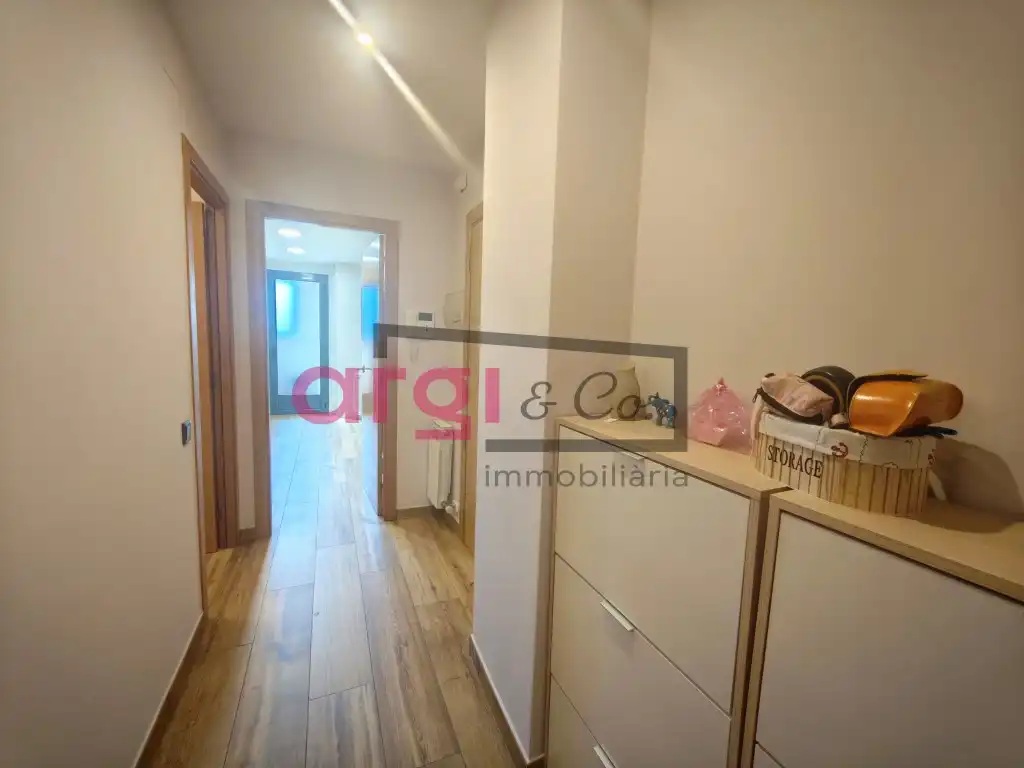 Ático en venta en Viladecans con Terraza y Balcón