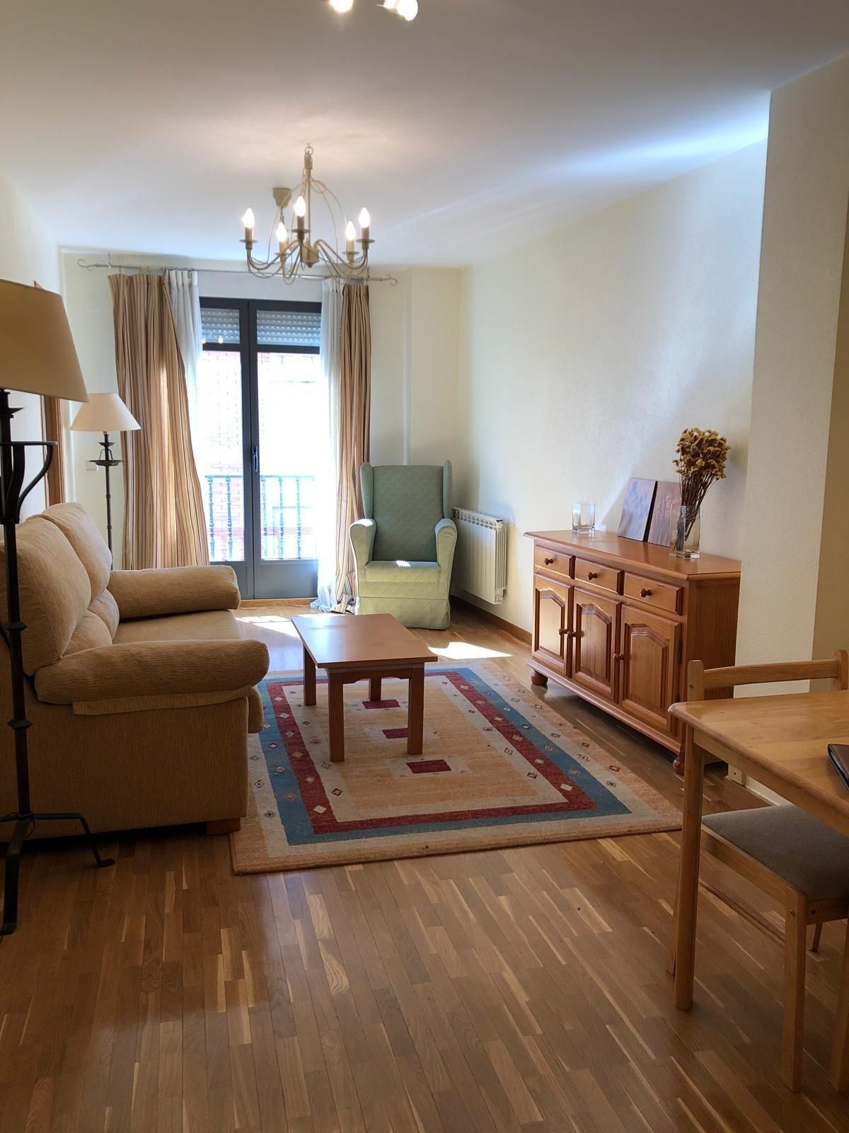 Living room of Apartment for sale in Ponferrada  with Heating, Parquet flooring and Storage room