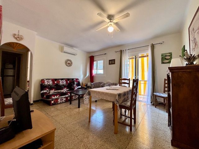 Sala d'estar de Apartament en venda en Blanes amb Aire condicionat i Calefacció
