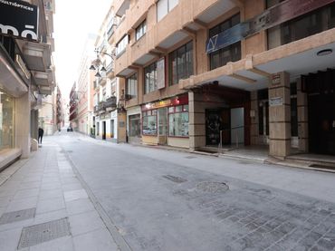 Oficina amb ascensor en venda a Calle JARA 13