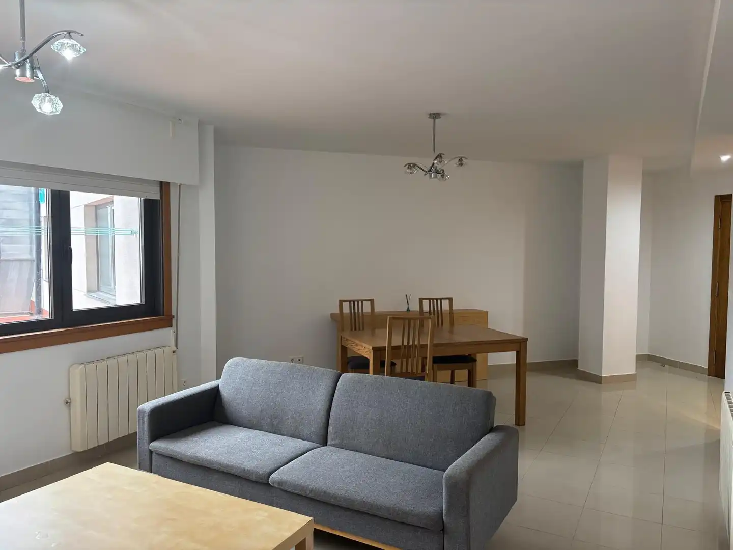 Sala de estar de Piso en venta en Ponteceso con Calefacción, Parquet y Amueblado