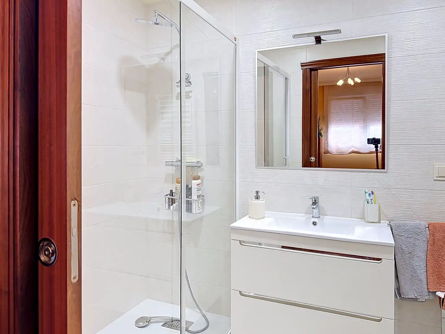 Bathroom of Flat for sale in Ribadumia  with Heating and Terrace