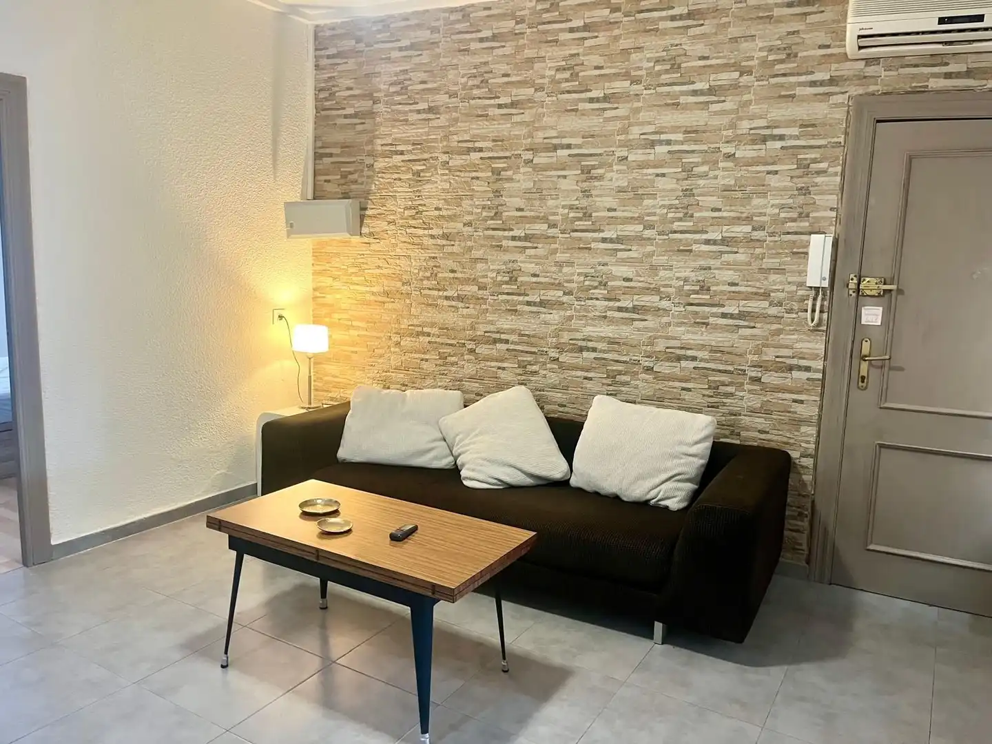 Sala de estar de Piso de alquiler en Petrer con Aire acondicionado, Terraza y Amueblado