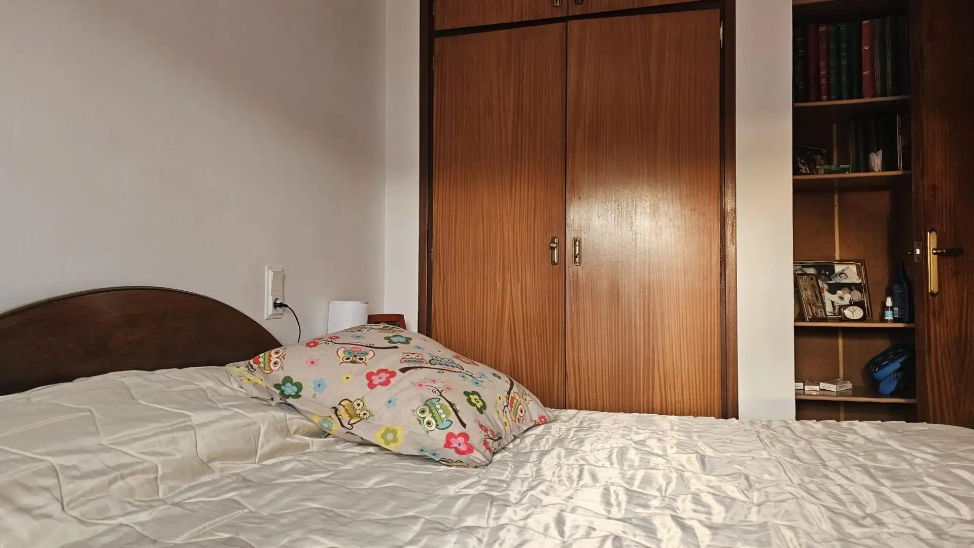 Habitación de Casa adosada en venta en El Vendrell con Piscina comunitaria