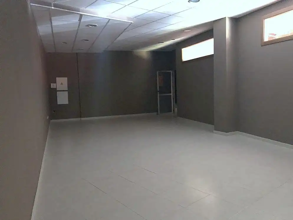 Local comercial en alquiler en Santa Uxía de Ribeira, imagen 3