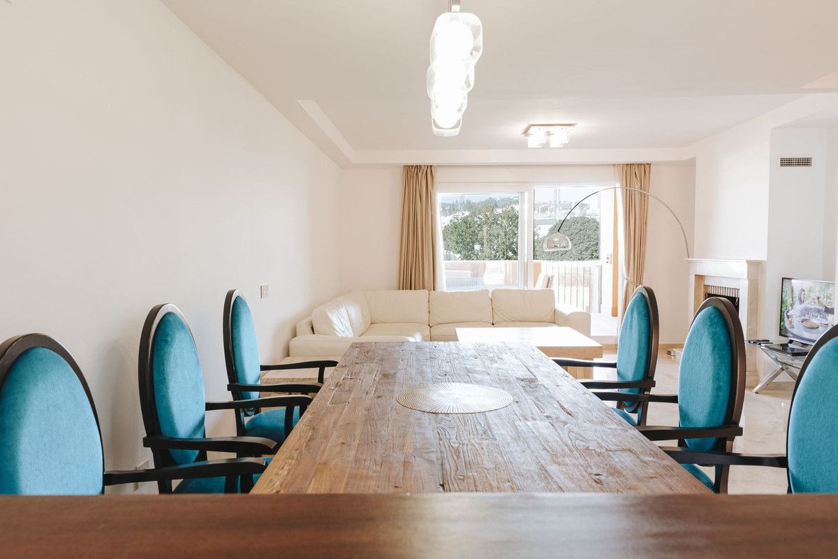 Dining room of Single-family semi-detached to rent in Marbella  with Air Conditioner, Private garden and Furnished
