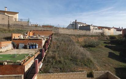 Casa o xalet en venda en Torrelaguna amb Jardí privat i Terrassa