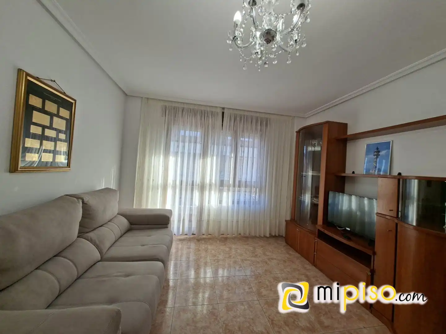 Sala de estar de Piso en venta en Bareyo con Calefacción, Terraza y Piscina