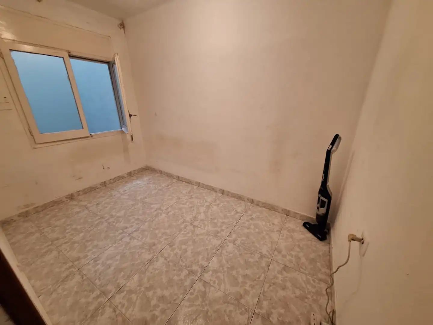 Habitación de Piso en venta en El Prat de Llobregat con Horno y Balcón
