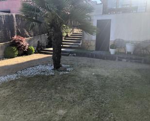 Jardí de Casa adosada en venda en Segovia Capital amb Calefacció i Terrassa