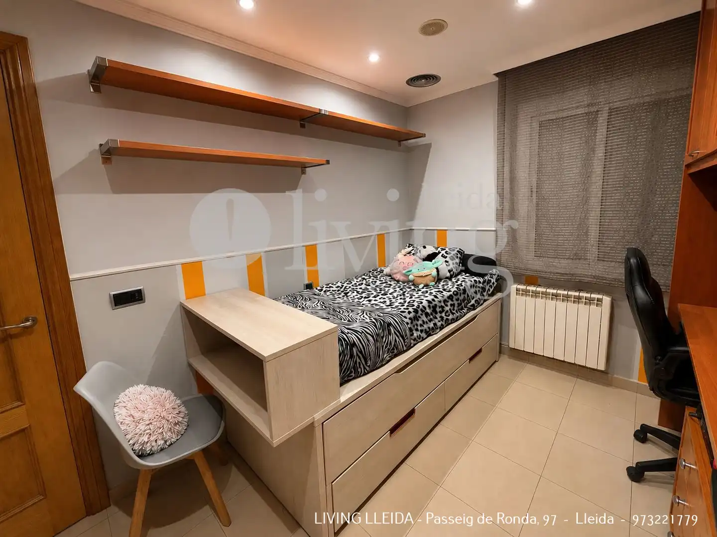 Bedroom of Flat for sale in Lleida  with Air Conditioner, Heating and Furnished