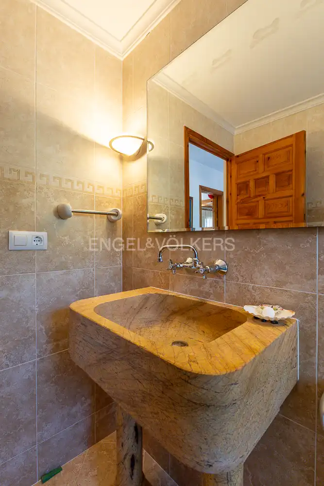 Bathroom of Houses for sale in Dénia  with Air Conditioner, Heating and Private garden