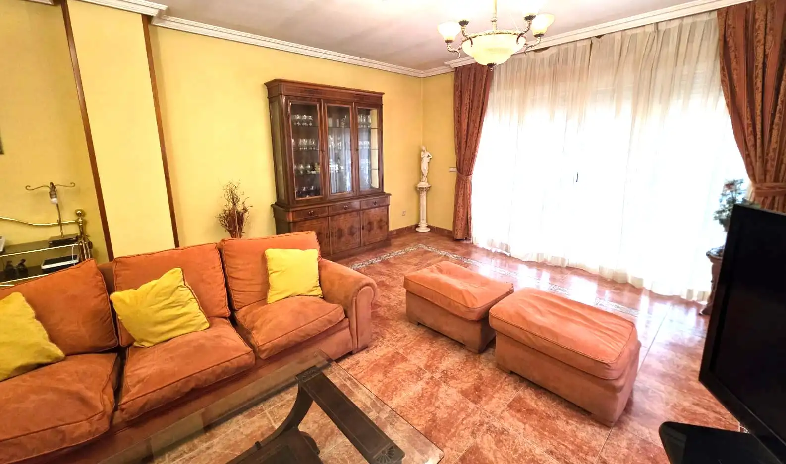 Houses for sale in Paseo de la Cañada, 21, El Guijo - Colonia España