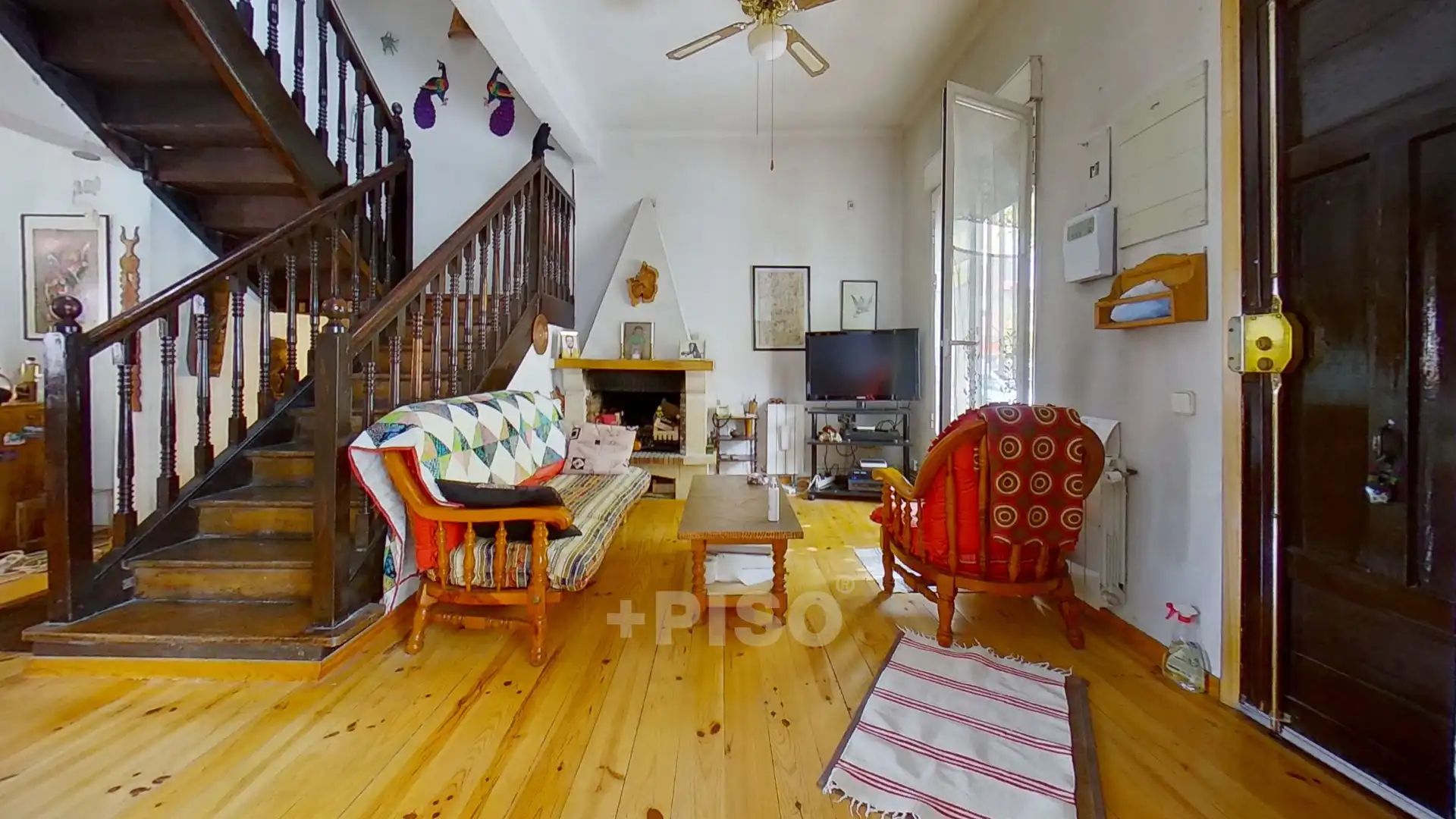 Living room of Houses for sale in Madrid  with Air Conditioner, Heating and Furnished