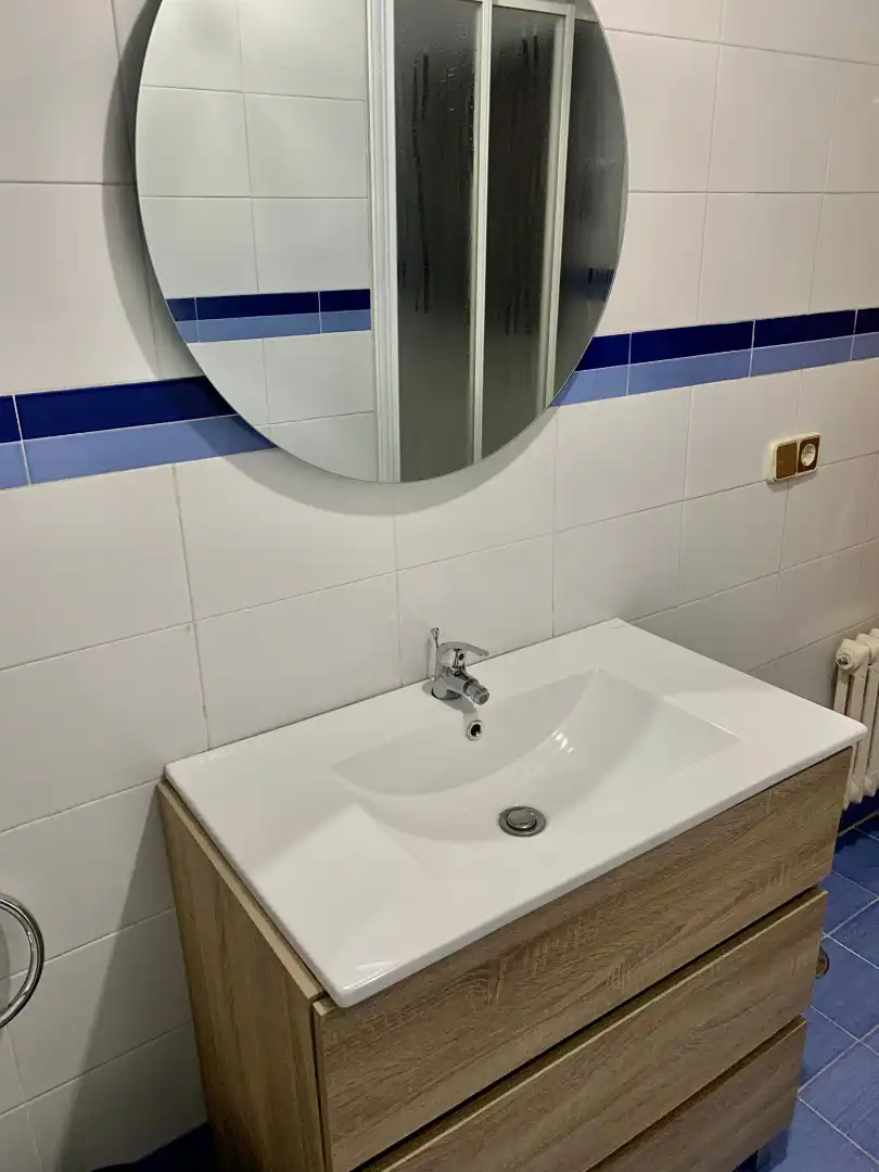 Badezimmer von Wohnung zur untervermieten in Madrid mit Heizung, Möbliert und Ofen