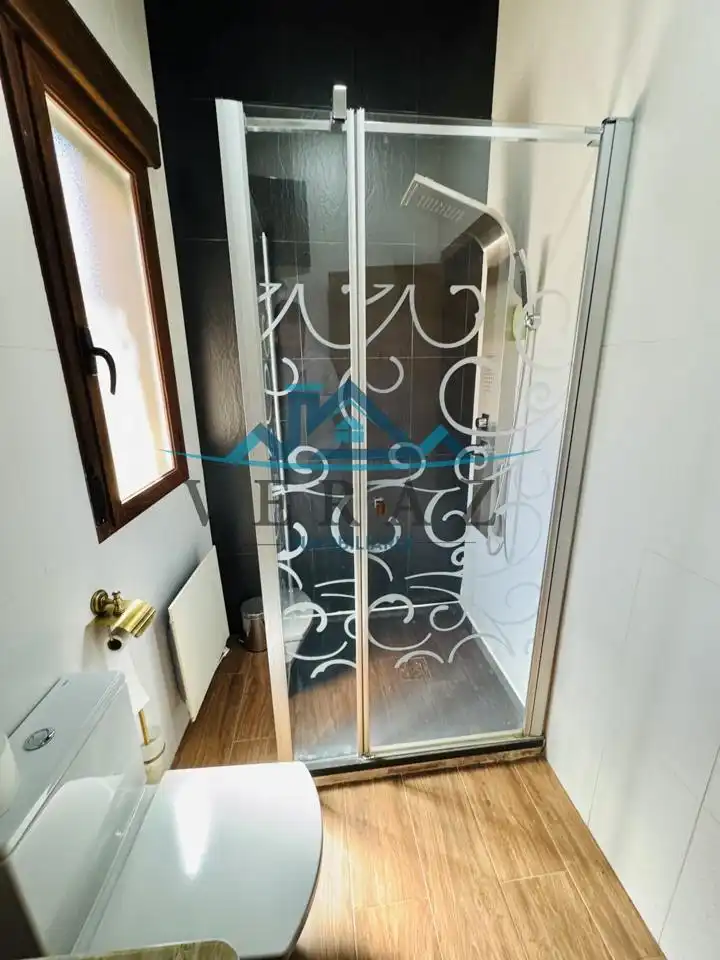 Baño de Casa o chalet en venta en Talavera de la Reina con Aire acondicionado, Calefacción y Jardín privado